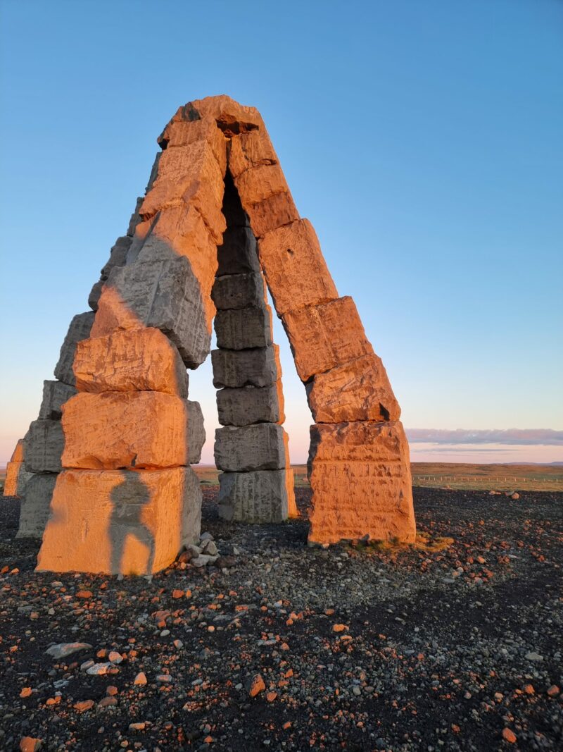 Under the mystique midnight sun - Image 9